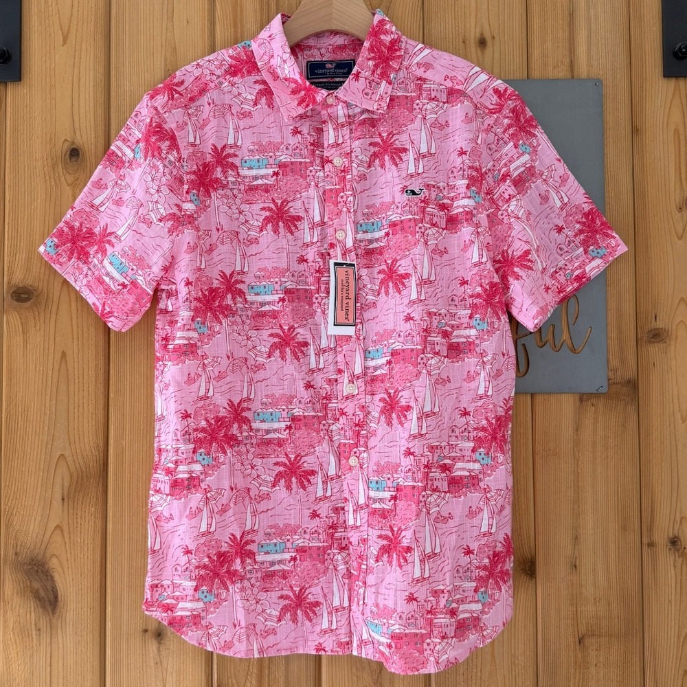 Vineyard Vines Classic Fit Bermuda Scene Whale Polo Shirt in Cotton Candy